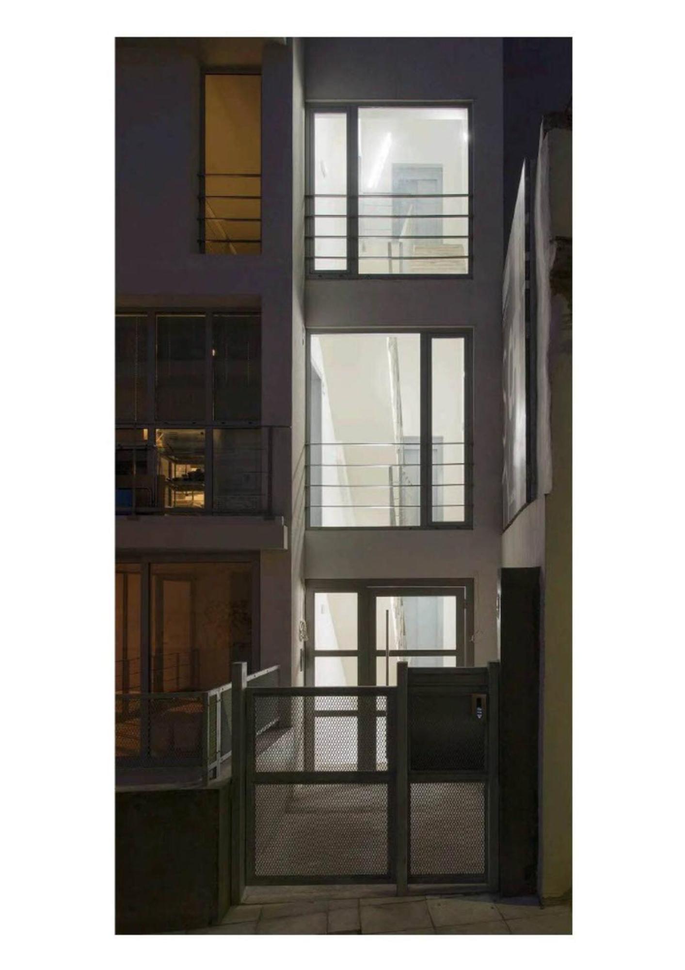 Ma Maison No5 Penthouse Loft, Private Heated Pool, Acropolis View, Ultra High Speed Internet 300 Mbps, Short Walk To Acropolis, Parking Upon Request, 1' From Metro Athena Bagian luar foto