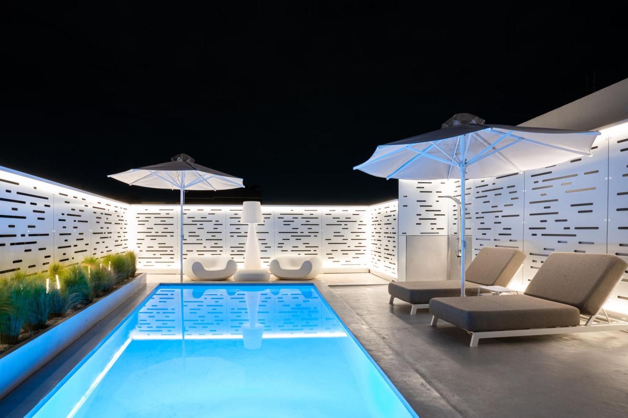 Ma Maison No5 Penthouse Loft, Private Heated Pool, Acropolis View, Ultra High Speed Internet 300 Mbps, Short Walk To Acropolis, Parking Upon Request, 1' From Metro Athena Bagian luar foto