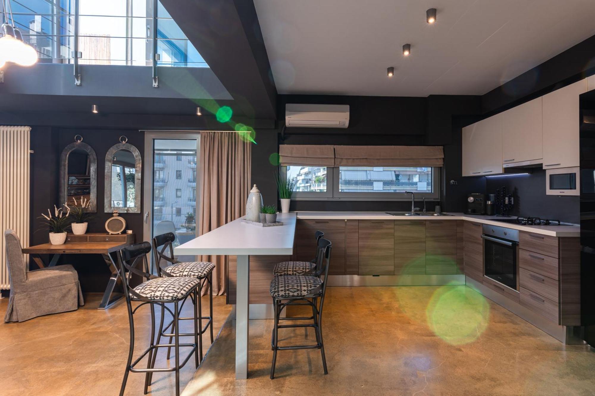 Ma Maison No5 Penthouse Loft, Private Heated Pool, Acropolis View, Ultra High Speed Internet 300 Mbps, Short Walk To Acropolis, Parking Upon Request, 1' From Metro Athena Bagian luar foto