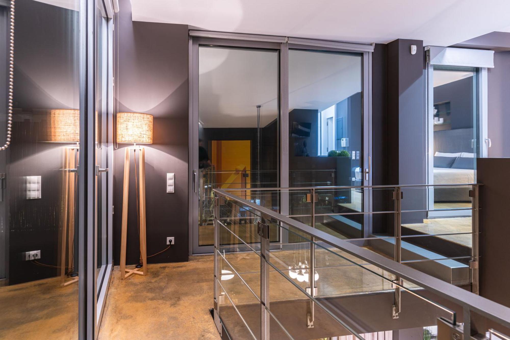 Ma Maison No5 Penthouse Loft, Private Heated Pool, Acropolis View, Ultra High Speed Internet 300 Mbps, Short Walk To Acropolis, Parking Upon Request, 1' From Metro Athena Bagian luar foto
