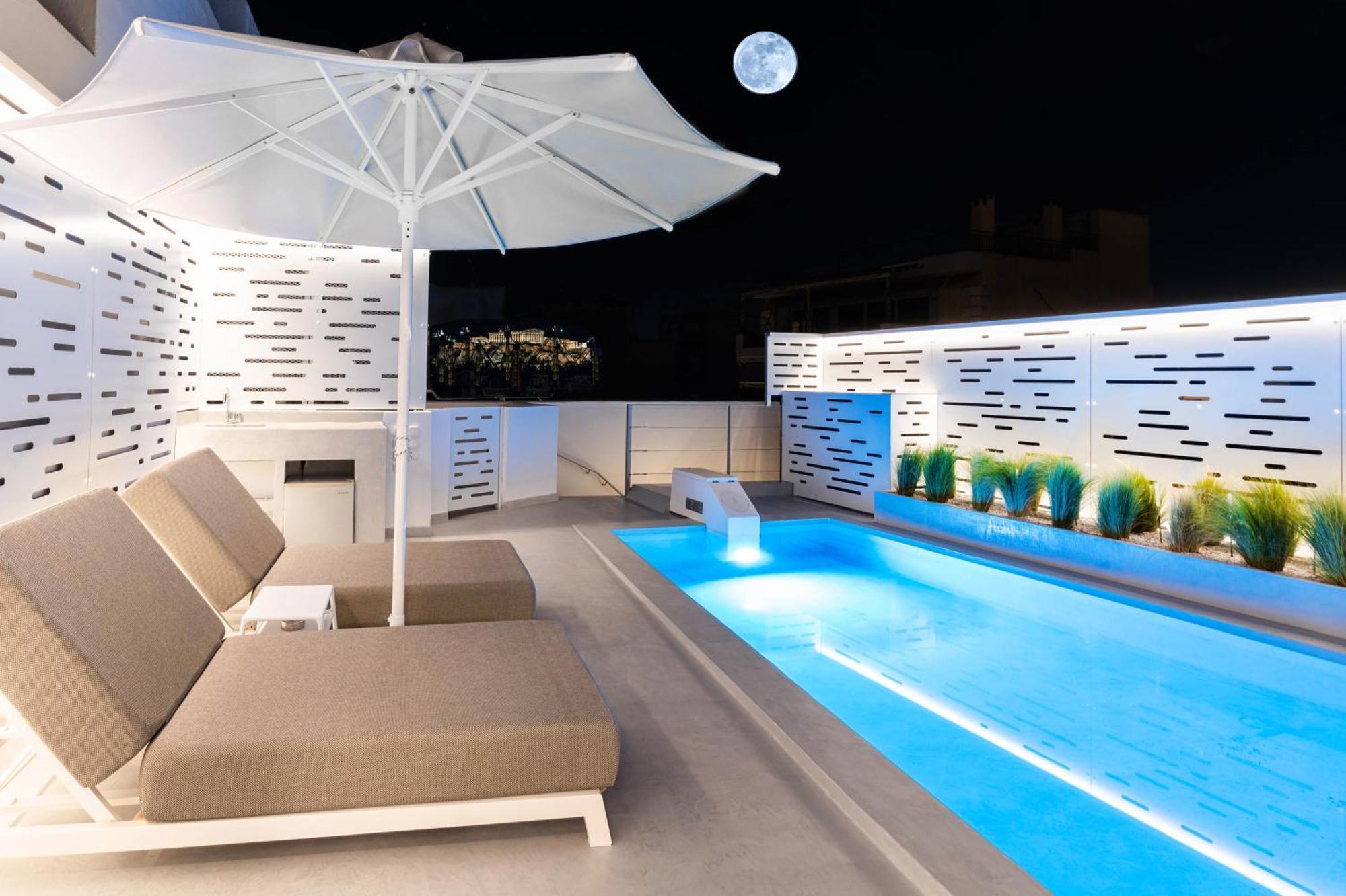 Ma Maison No5 Penthouse Loft, Private Heated Pool, Acropolis View, Ultra High Speed Internet 300 Mbps, Short Walk To Acropolis, Parking Upon Request, 1' From Metro Athena Bagian luar foto